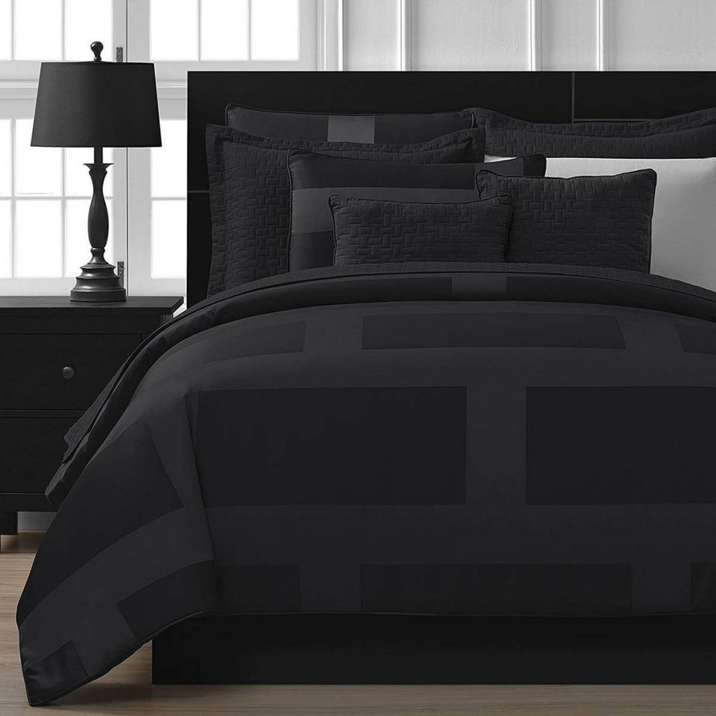 giường ngủ màu đen